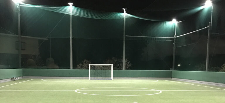 フットサル大宮様フットサル場へのLED投光器の導入事例